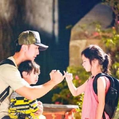 吴尊与阿尔及利亚疫情下的观察与评价，深度剖析