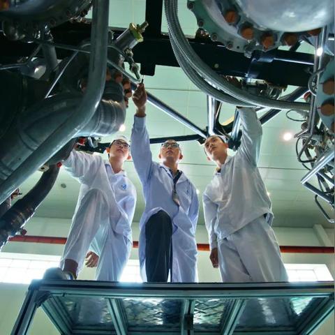 不翼而飞 第4页